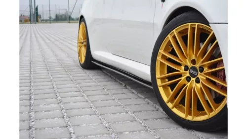 Maxton Design Küszöbtoldat Alfa Romeo GT – Fényes Fekete