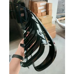   Sport Grille Dual Line Gloss Black suitable for BMW X3 (E83) Facelift 2006-2010 DAMAGE