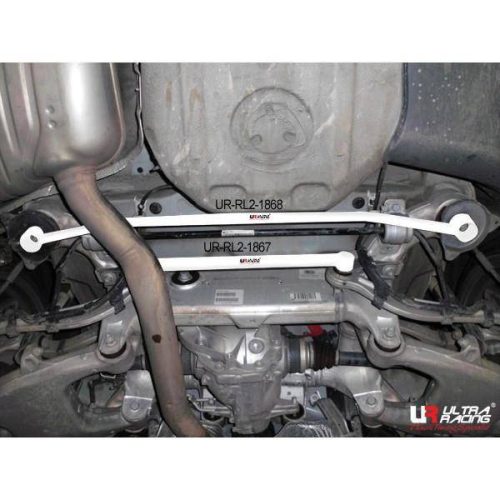 BMW 520/525 F10 10+ UltraRacing 2-point rear lower Bar