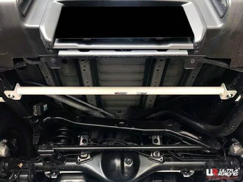 Toyota Fj Cruiser XJ10/GSJ10 4.0 V6 4WD 10-17 UltraRacing 4-point rear Torsion Bar